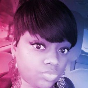 Meet your Posher, Latonya